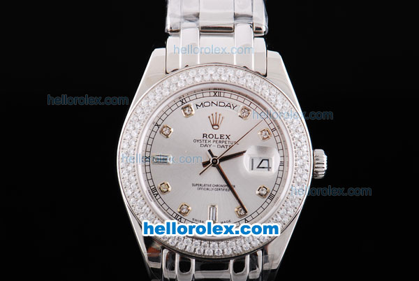 Rolex Day-Date Oyster Perpetual Chronometer Automatic with White Dial and Diamond Bezel--Diamond Marking-Small Calendar - Click Image to Close